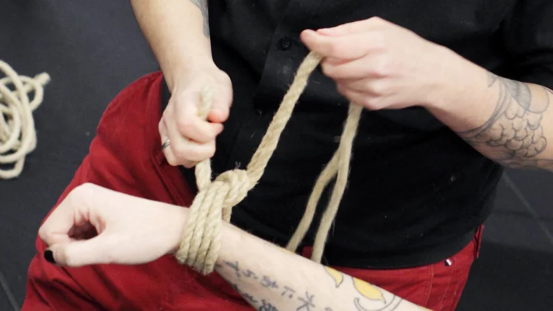 Queertied Peer Rope with Beginner Workshop